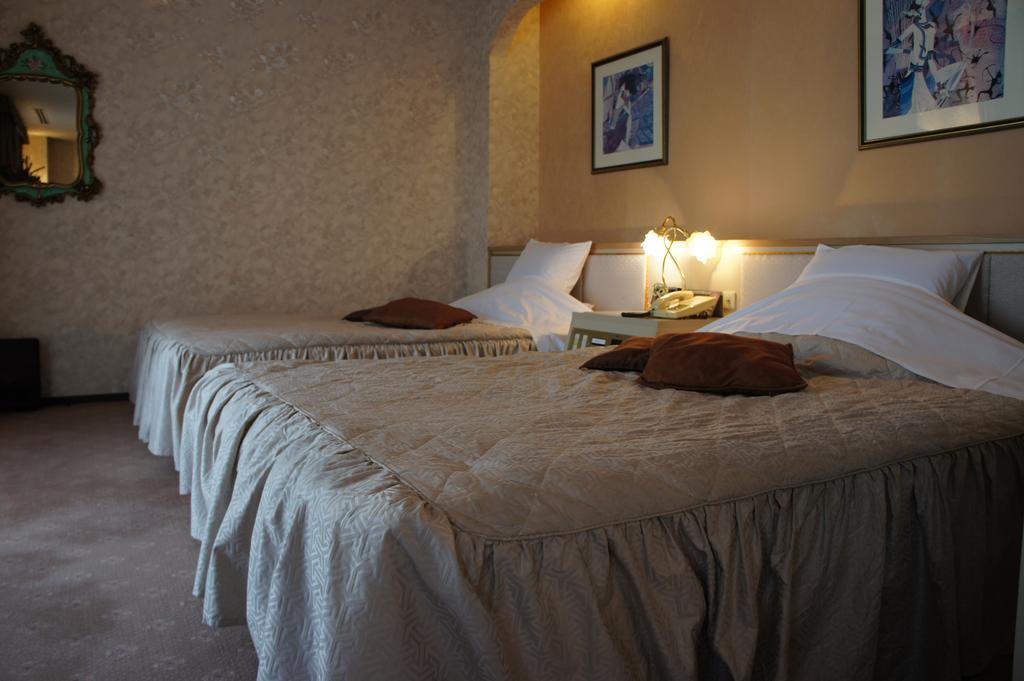 Hotel Platon Csikuma Kültér fotó