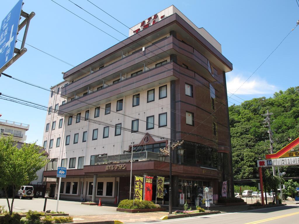 Hotel Platon Csikuma Kültér fotó